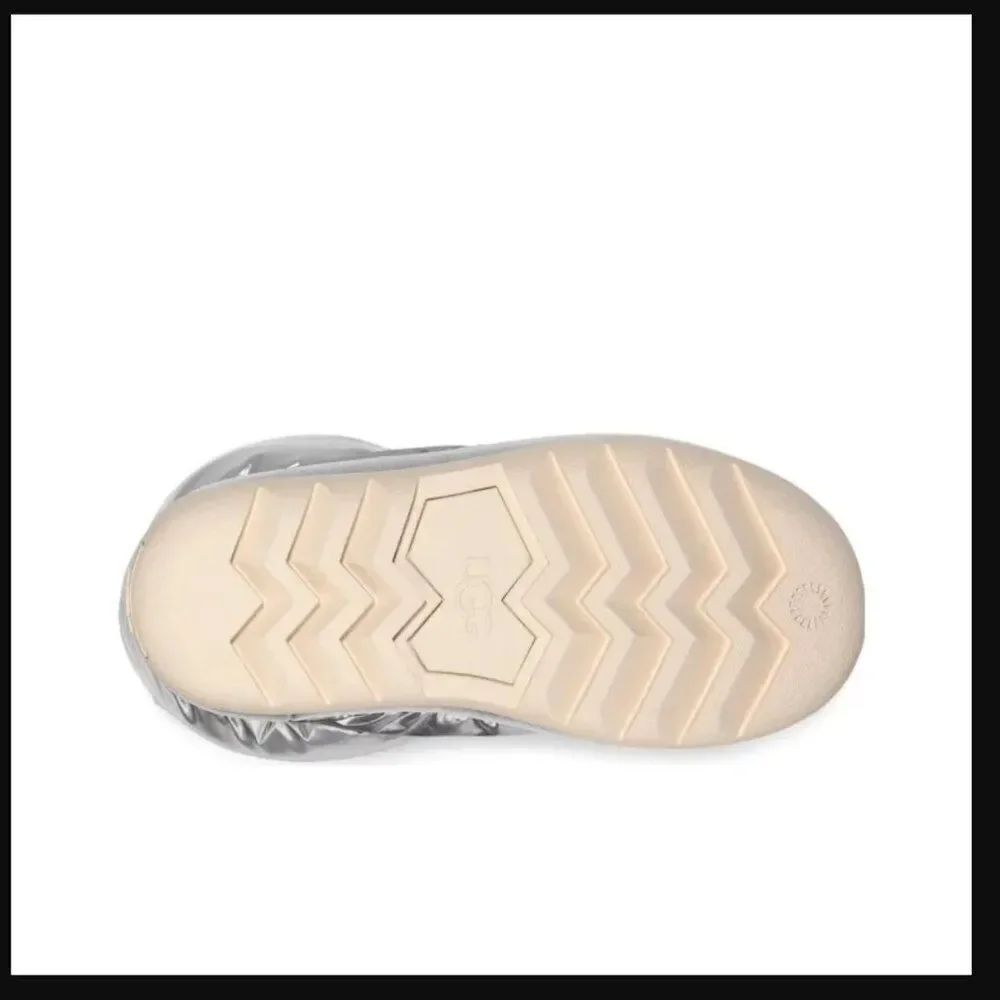 UGG classic maxi